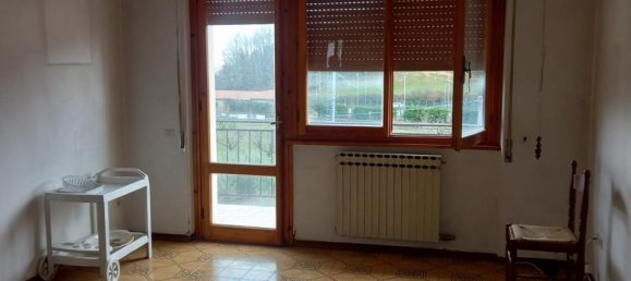 Квартира с 4 комнатами в Семпрониано, Италия № 123967 5