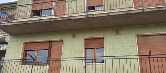 Квартира с 4 комнатами в Семпрониано, Италия № 123967 15