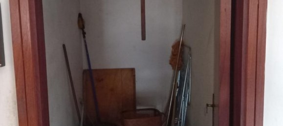 Квартира с 4 комнатами в Семпрониано, Италия № 123967 18