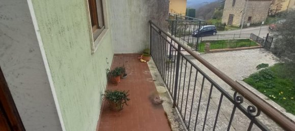 Квартира с 4 комнатами в Семпрониано, Италия № 123967 20