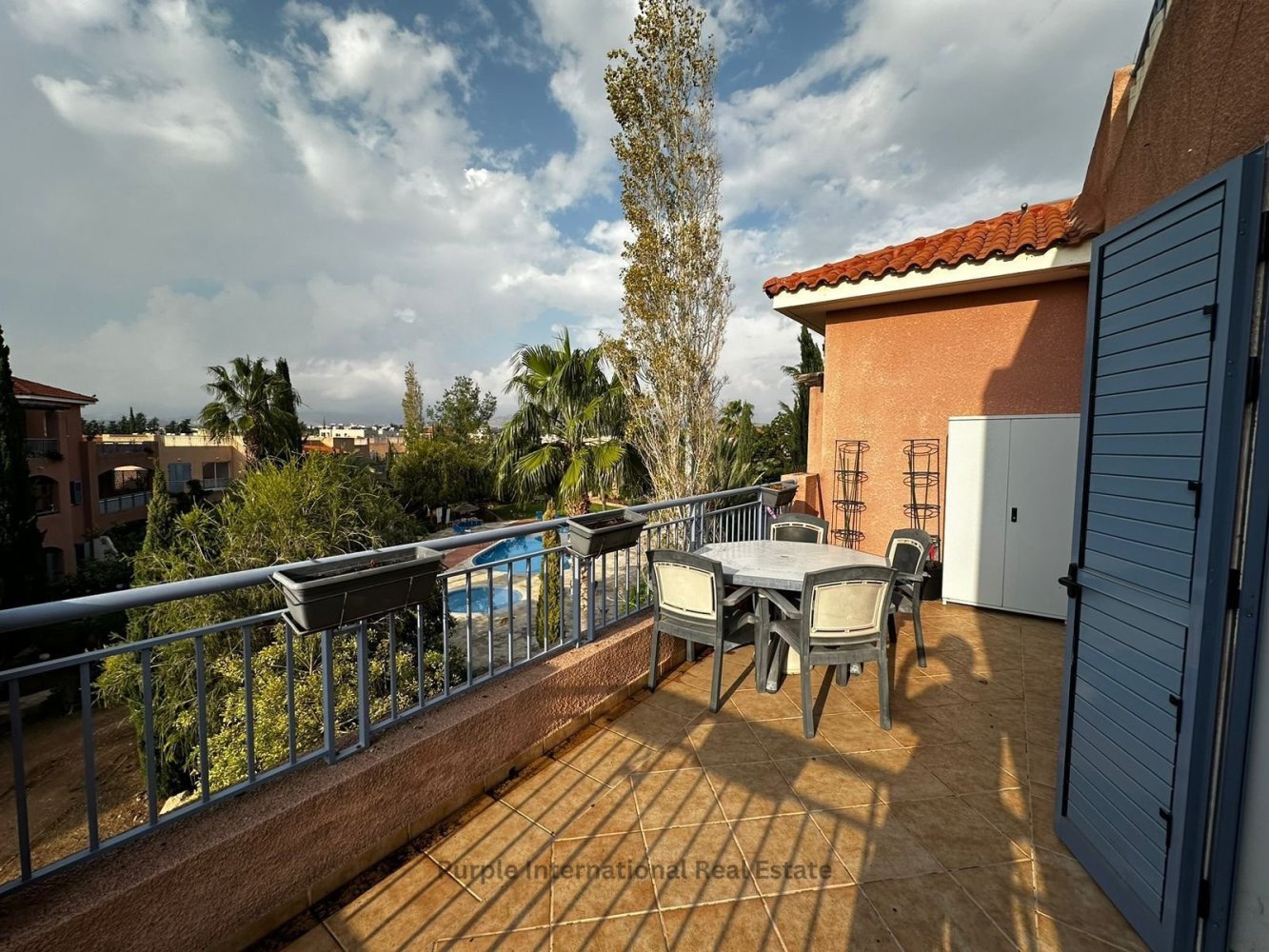 2 bedrooms Apartment in Mandria, Cyprus No. 23282