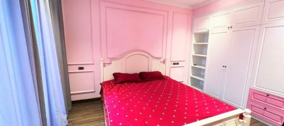 Villa de 4 dormitorios en Long Bien, Vietnam No. 583 11