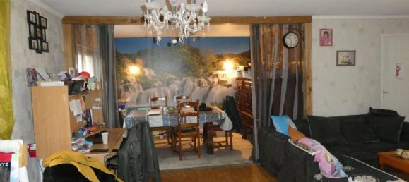 3 chambres Maison à La Loupe, France No. 99324 6