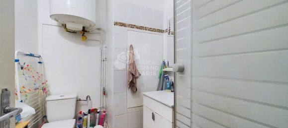 2 bedrooms Apartment in Vitry-sur-Seine, France No. 172365 7