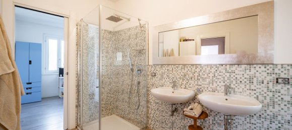 5غرفة منزل في Mandello del Lario, Italy رقم 272427 16