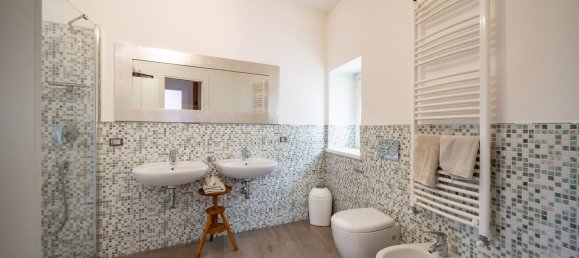 5غرفة منزل في Mandello del Lario, Italy رقم 272427 15