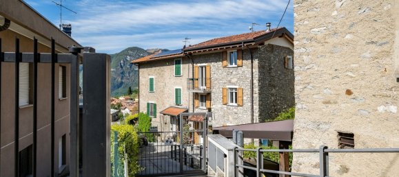 5غرفة منزل في Mandello del Lario, Italy رقم 272427 28