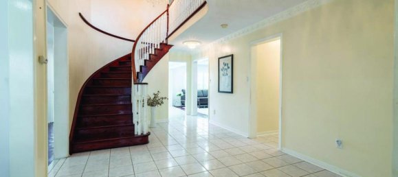 6 غرف نوم منزل في Vaughan, Canada رقم 399 3