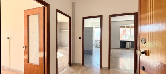 3غرفة شقة في Nichelino, Italy رقم 38572 9