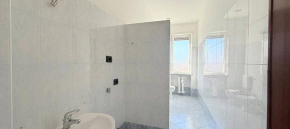 3غرفة شقة في Nichelino, Italy رقم 38572 18