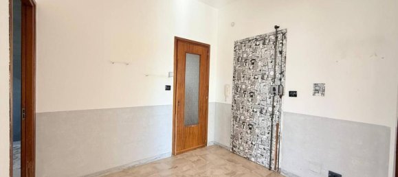 3غرفة شقة في Nichelino, Italy رقم 38572 15