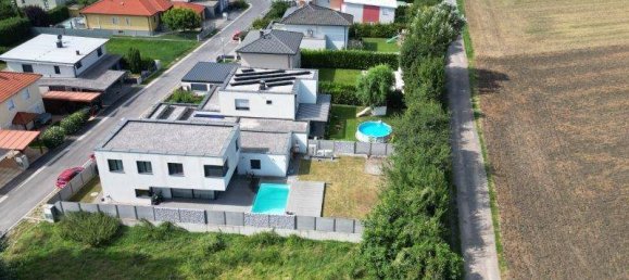 4 rooms House in Moosbrunn, Austria No. 217530 4