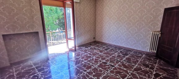 6-salle Appartement à Arezzo, Italy No. 300297 23