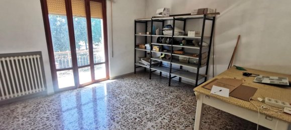 6-salle Appartement à Arezzo, Italy No. 300297 16