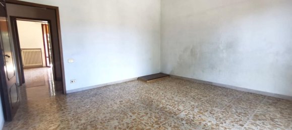 6-salle Appartement à Arezzo, Italy No. 300297 12