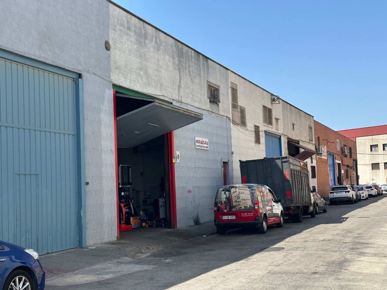 305m² Warehouse in Badalona, Spain No. 168555