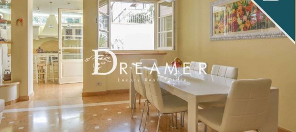 11 rooms Villa in Pietrasanta, Italy No. 35783 11