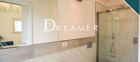 11 rooms Villa in Pietrasanta, Italy No. 35783 25