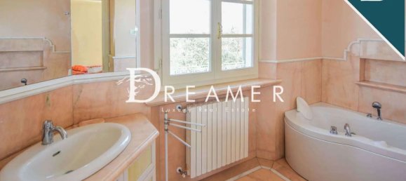 11 rooms Villa in Pietrasanta, Italy No. 35783 29