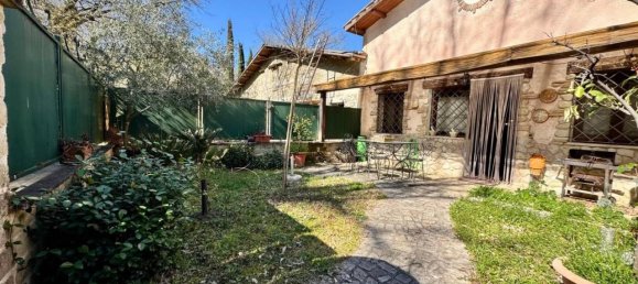 Villa de 4 habitaciónes en Scandriglia, Italy No. 35241 2