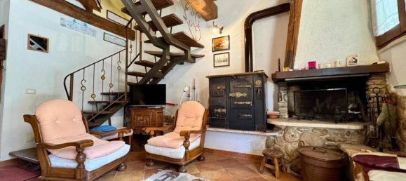 Villa de 4 habitaciónes en Scandriglia, Italy No. 35241 16