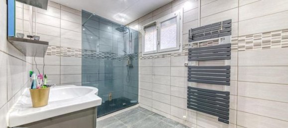 3 Schlafzimmer Haus in Ain, France, Nr. 309353 8