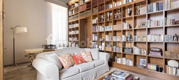 3 bedrooms Apartment in Bologna, Italy No. 355841 9