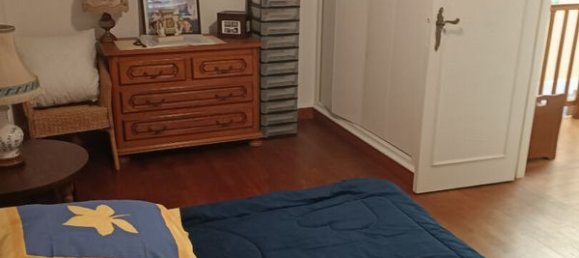 Casa de 2 dormitorios en Bobigny, France No. 172295 9