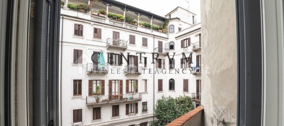 1 bedroom Apartment in Milan, Italy No. 342854 2