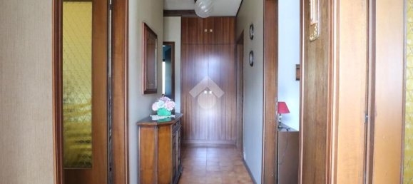 4 rooms House in Udine, Italy No. 53861 2