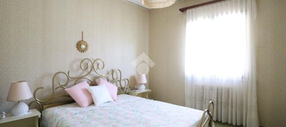 4 rooms House in Udine, Italy No. 53861 13