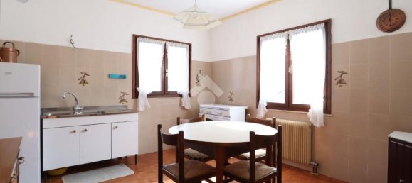 4 rooms House in Udine, Italy No. 53861 4