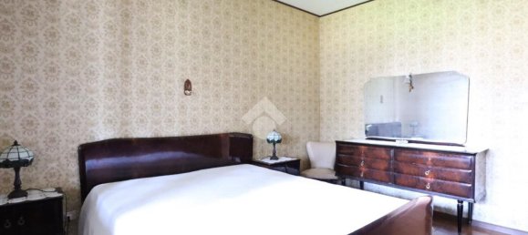 4 rooms House in Udine, Italy No. 53861 17