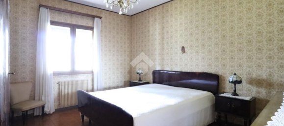 4 rooms House in Udine, Italy No. 53861 16