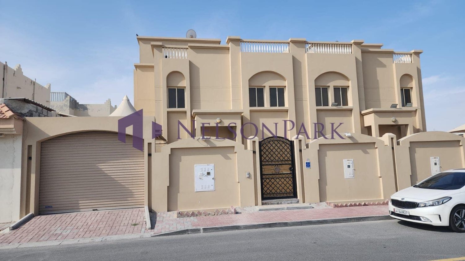 Villa de 6 dormitorios en Doha, Qatar No. 2285