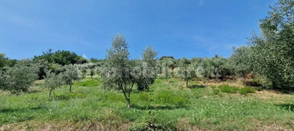 Terreno en Montesilvano, Italy 3400 m² No. 343617 2