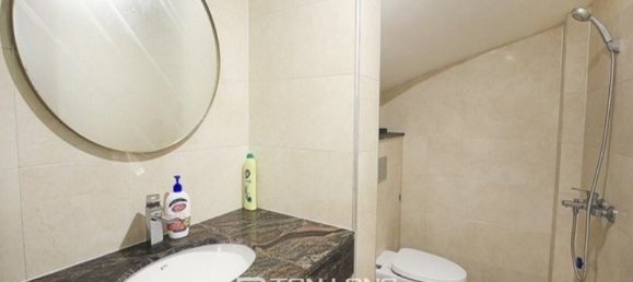 Villa de 5 dormitorios en Tay Ho, Vietnam No. 959 8