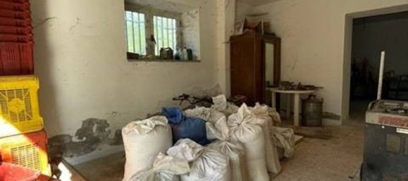 4غرفة منزل في Ariano Irpino, Italy رقم 165105 12