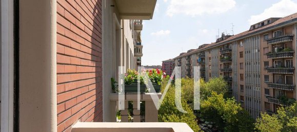 3 bedrooms Apartment in Milan, Italy No. 360117 19