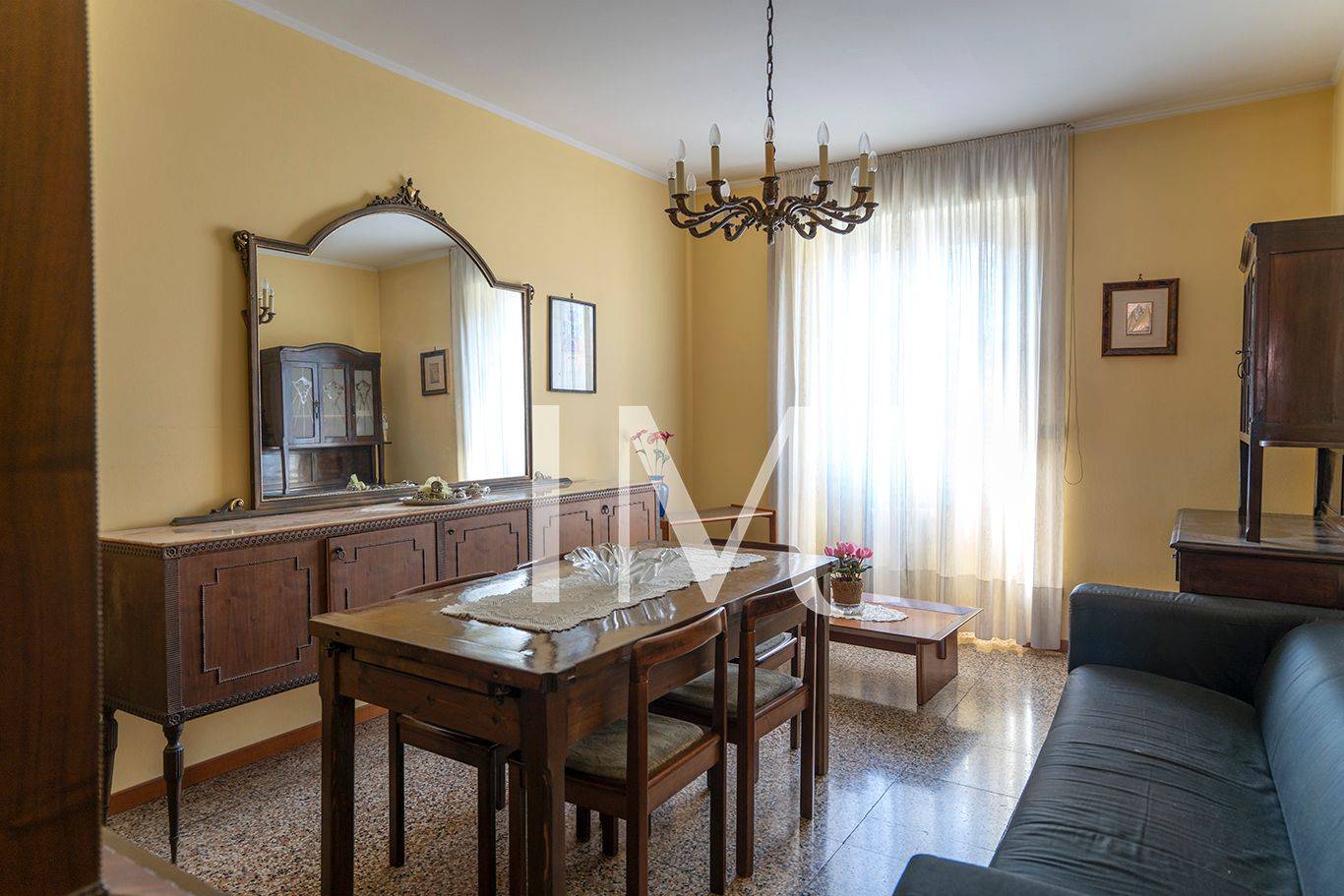 3 bedrooms Apartment in Milan, Italy No. 360117