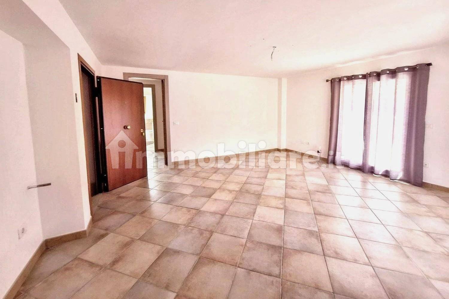 1 bedroom Garage in Carini, Italy No. 337316