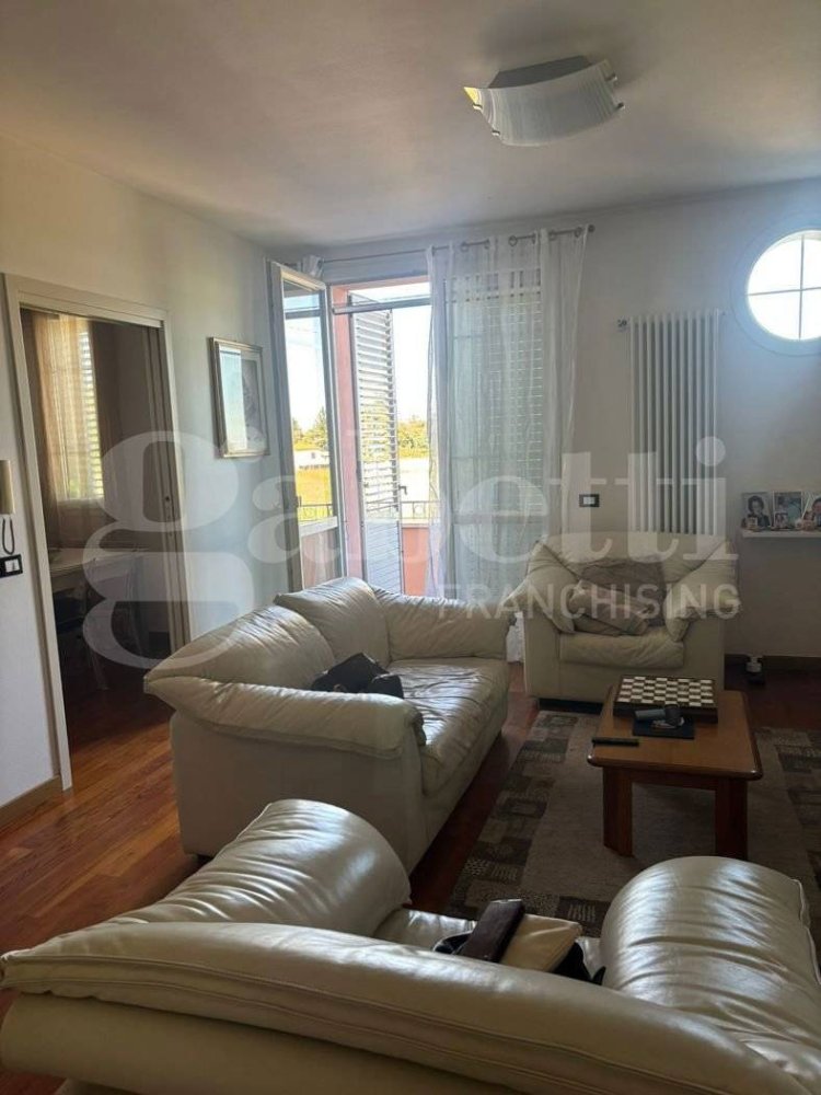 Apartamento de 3 dormitorios en Ravenna, Italy No. 344962