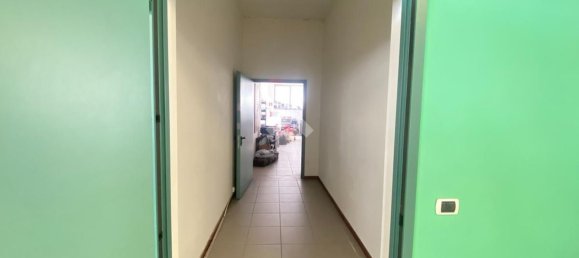 Склад 830м² в Томболо, Италия № 334734 17