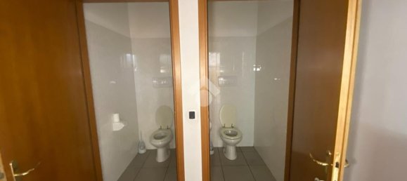 Склад 830м² в Томболо, Италия № 334734 29