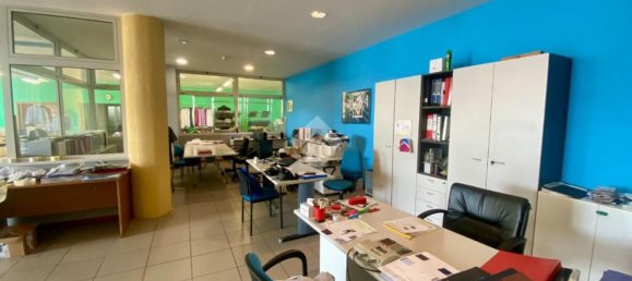 Склад 830м² в Томболо, Италия № 334734 14