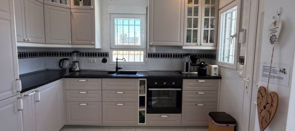 Villa de 3 dormitorios en Torrevieja, Spain No. 183522 4