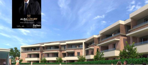 3 bedrooms Villa in Desenzano del Garda, Italy No. 454 2