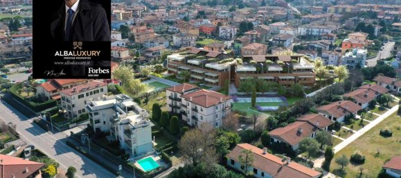 3 bedrooms Villa in Desenzano del Garda, Italy No. 454 5