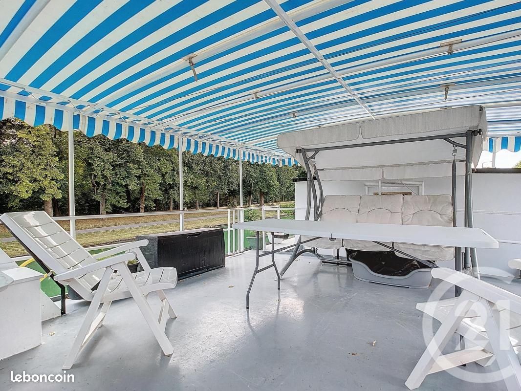 2 bedrooms House in Reims, France No. 253418