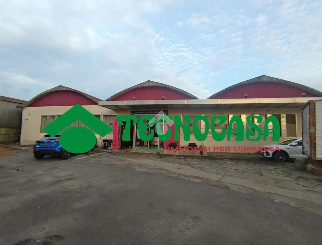 180m² Warehouse in Campi Bisenzio, Italy No. 340844